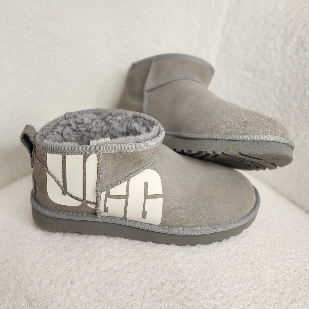 UGG Grey Ultra Mini Chopd Size 8 Womens